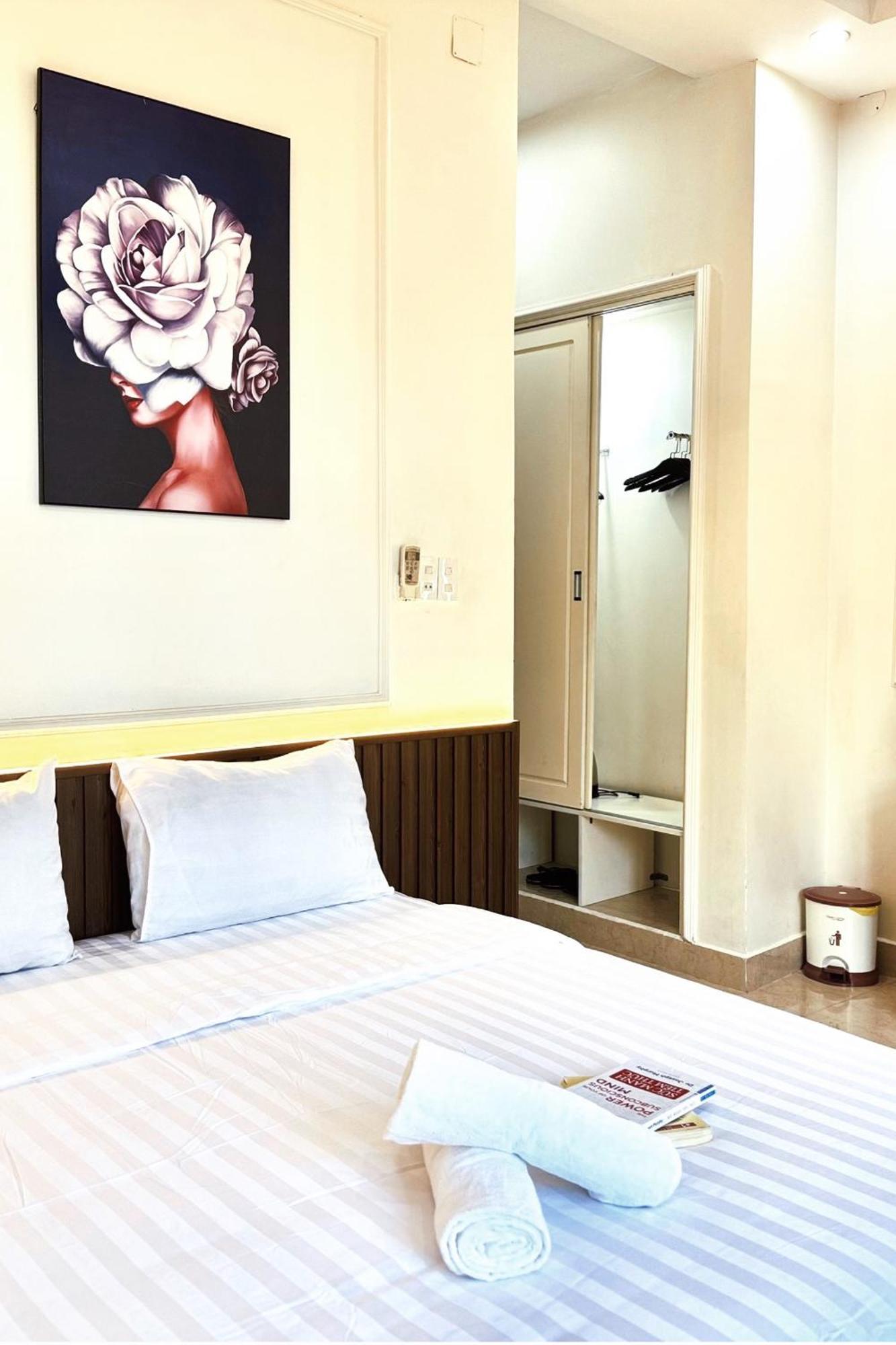 Elisa Hotel Pleiku Esterno foto